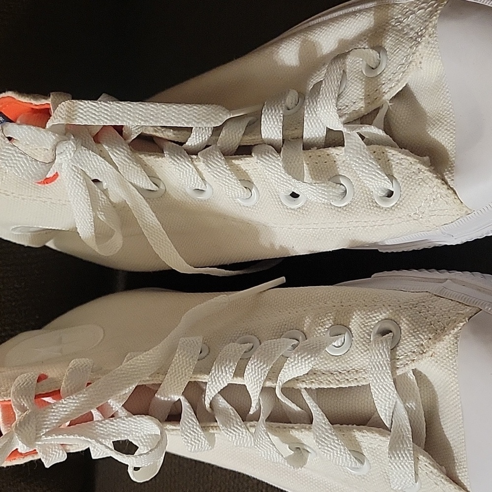 Converse Chuck Taylor All Stars UNISEX White High Top Sneakers Size 11 - Picture 2 of 15